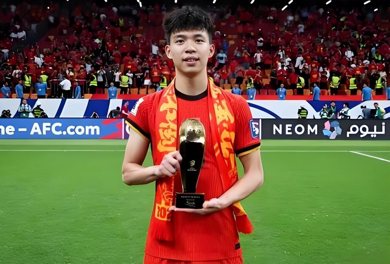 天博-意外！王钰栋如果在U23国足踢越南比赛首发，是不是能进更多球